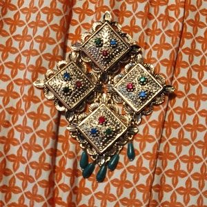 Vintage Sarah Coventry brouch